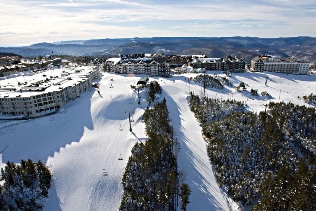 Snowshoe Mountain Studio! Central Village! Luaran gambar